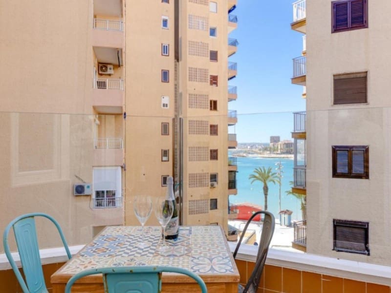 3 quarto Apartamento para venda em Torrevieja - 255 000 € (Ref: 9240196)
