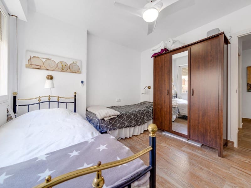 3 quarto Apartamento para venda em Torrevieja - 255 000 € (Ref: 9240196)