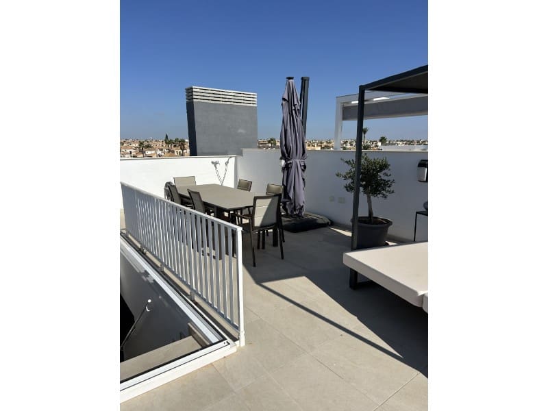 2 soveværelse Penthouse til salg i Playa Flamenca med garage - € 499.000 (Ref: 9253829)