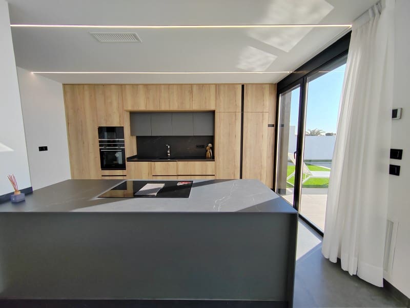 3 Zimmer Villa zu verkaufen in Orihuela Costa mit Pool - 650.000 € (Ref: 9257637)