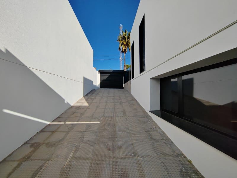 3 Zimmer Villa zu verkaufen in Orihuela Costa mit Pool - 650.000 € (Ref: 9257637)