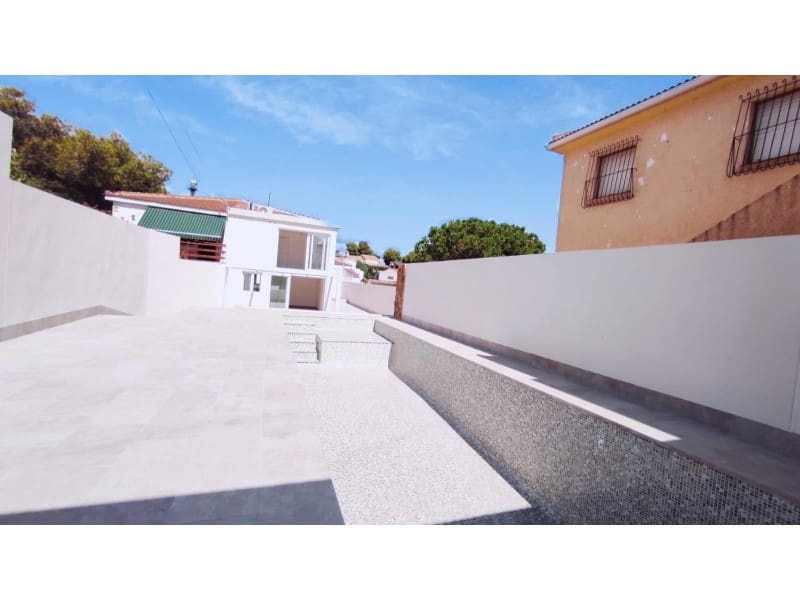 3 soverom Villa til salgs i Torrevieja med svømmebasseng - € 349 000 (Ref: 9276580)