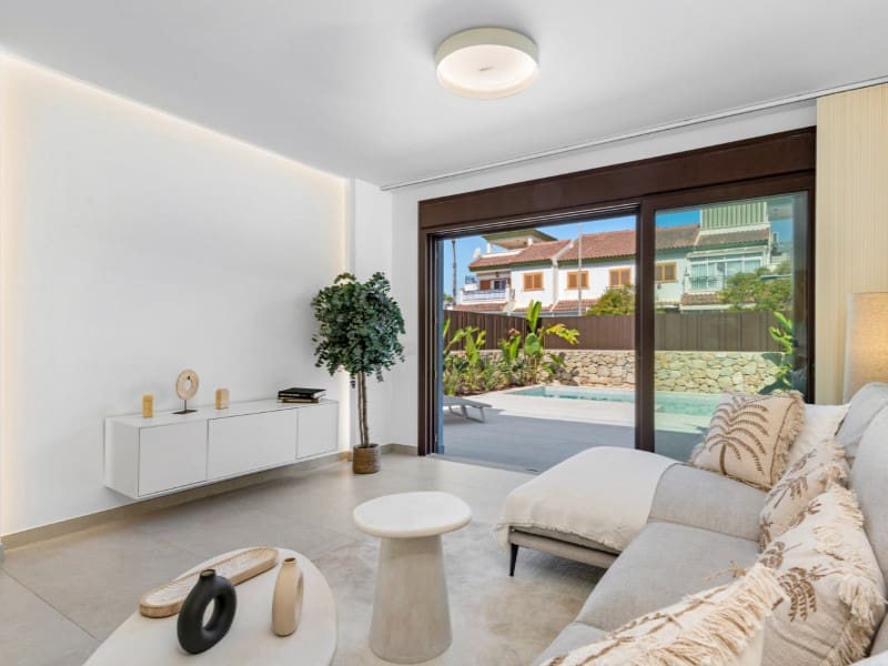 3 soverom Villa til salgs i Pilar de la Horadada med svømmebasseng garasje - € 539 900 (Ref: 9285126)