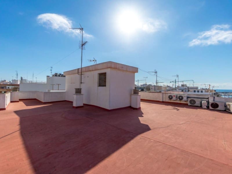 3 sovrum Lägenhet till salu i Torrevieja - 225 000 € (Ref: 9291421)