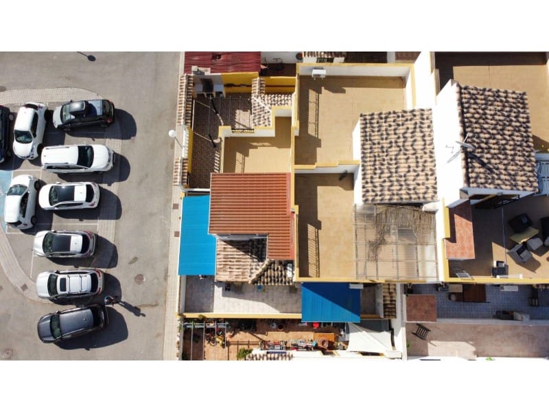 Pareado de 4 habitaciones en Orihuela Costa en venta con piscina - 209.900 € (Ref: 9291422)