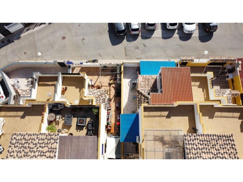 Pareado de 4 habitaciones en Orihuela Costa en venta con piscina - 209.900 € (Ref: 9291422)