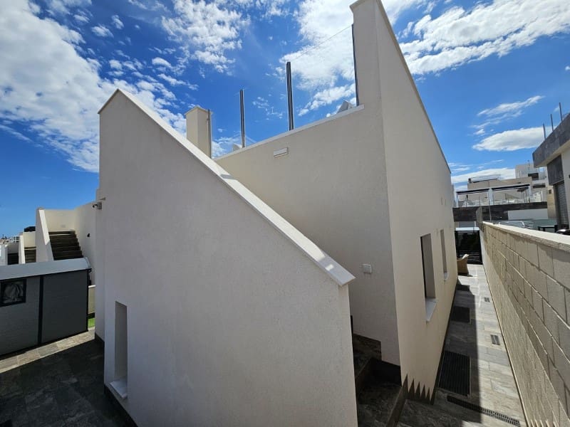 4 soverom Villa til salgs i Orihuela Costa - € 450 000 (Ref: 9291427)