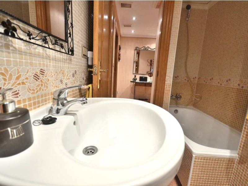 3 sovrum Takvåning till salu i Torrevieja - 210 000 € (Ref: 9303693)