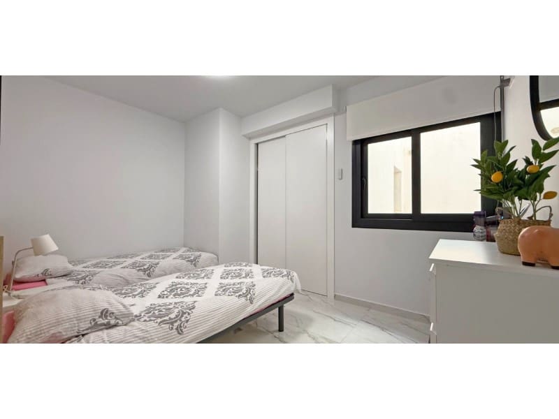 2 soveværelse Lejlighed til salg i Orihuela Costa med garage - € 249.000 (Ref: 9303694)