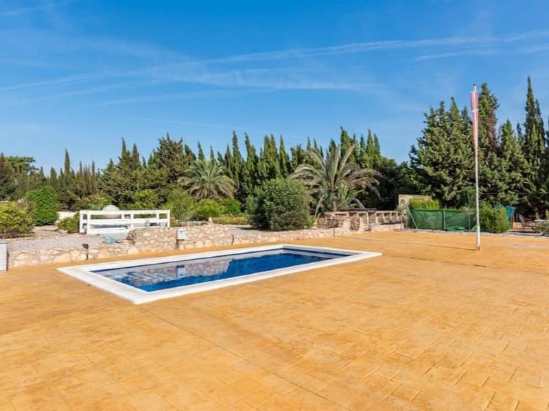 3 Zimmer Finca/Landgut zu verkaufen in Los Montesinos mit Pool - 900.000 € (Ref: 9308637)