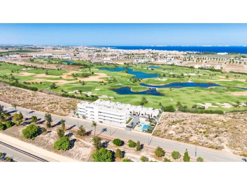 2 sovrum Lägenhet till salu i Los Alcazares med pool - 292 000 € (Ref: 9308638)