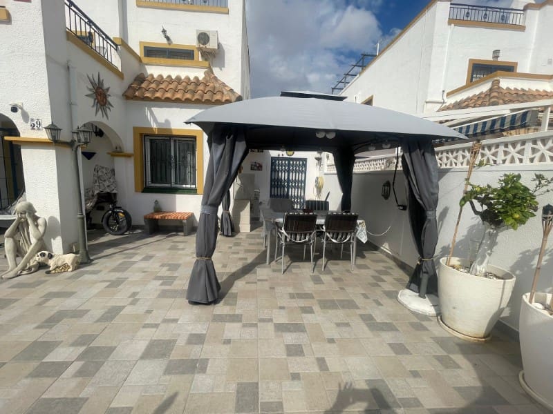 3 soveværelse Byhus til salg i Torrevieja - € 210.000 (Ref: 9321762)