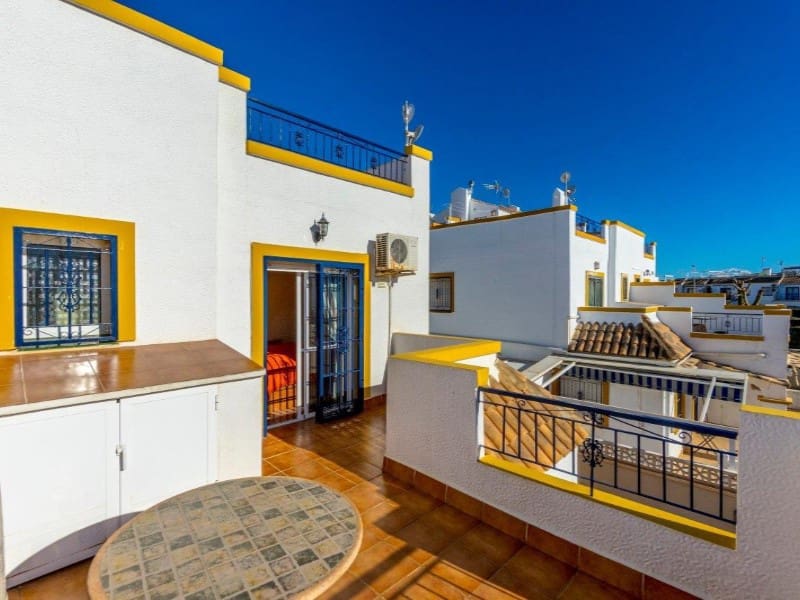 3 soveværelse Byhus til salg i Torrevieja - € 210.000 (Ref: 9321762)