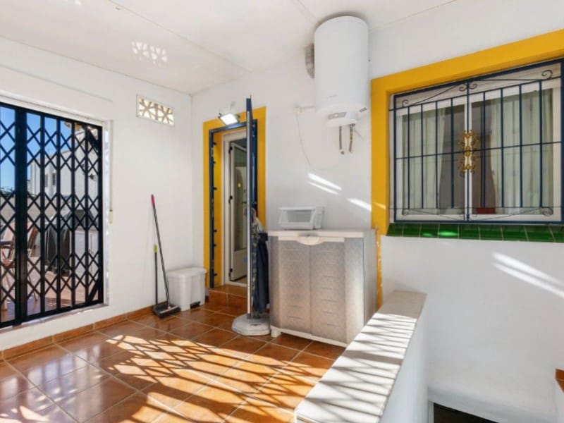 3 soveværelse Byhus til salg i Torrevieja - € 210.000 (Ref: 9321762)