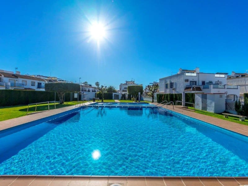 3 soveværelse Byhus til salg i Torrevieja - € 210.000 (Ref: 9321762)