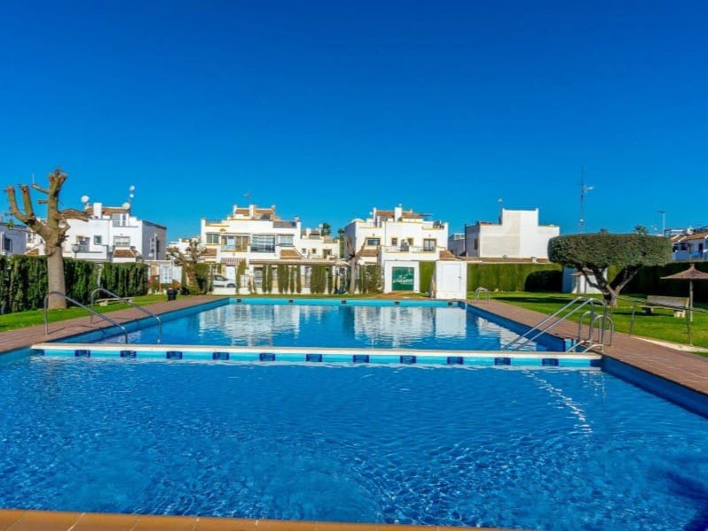 3 soveværelse Byhus til salg i Torrevieja - € 210.000 (Ref: 9321762)