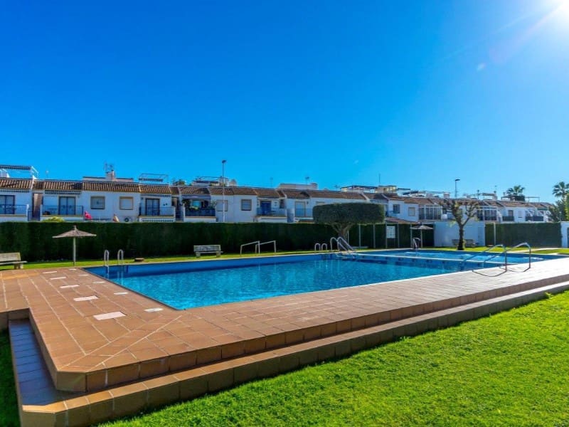 3 soveværelse Byhus til salg i Torrevieja - € 210.000 (Ref: 9321762)