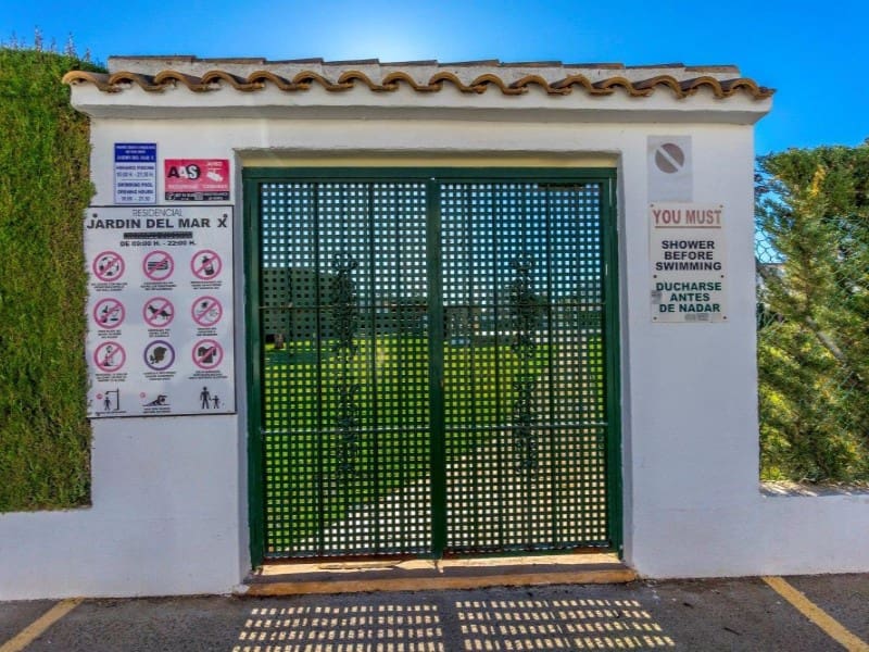 3 soveværelse Byhus til salg i Torrevieja - € 210.000 (Ref: 9321762)