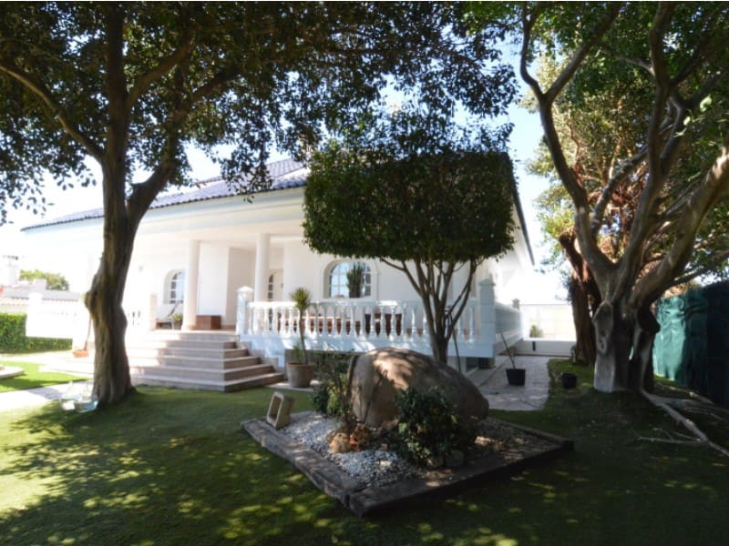 4 soverom Villa til salgs i Torrevieja med garasje - € 890 000 (Ref: 9341339)