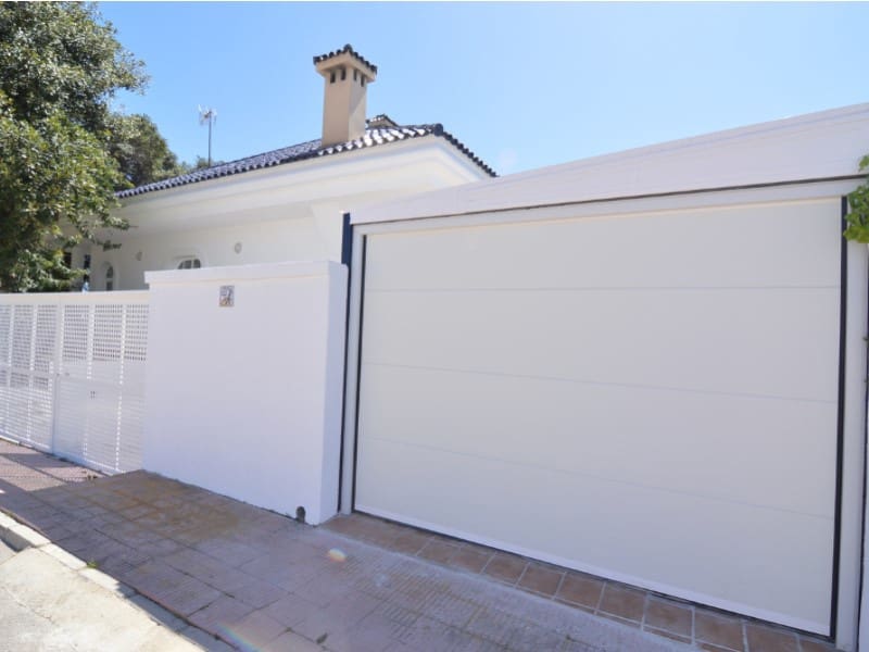 4 soverom Villa til salgs i Torrevieja med garasje - € 890 000 (Ref: 9341339)