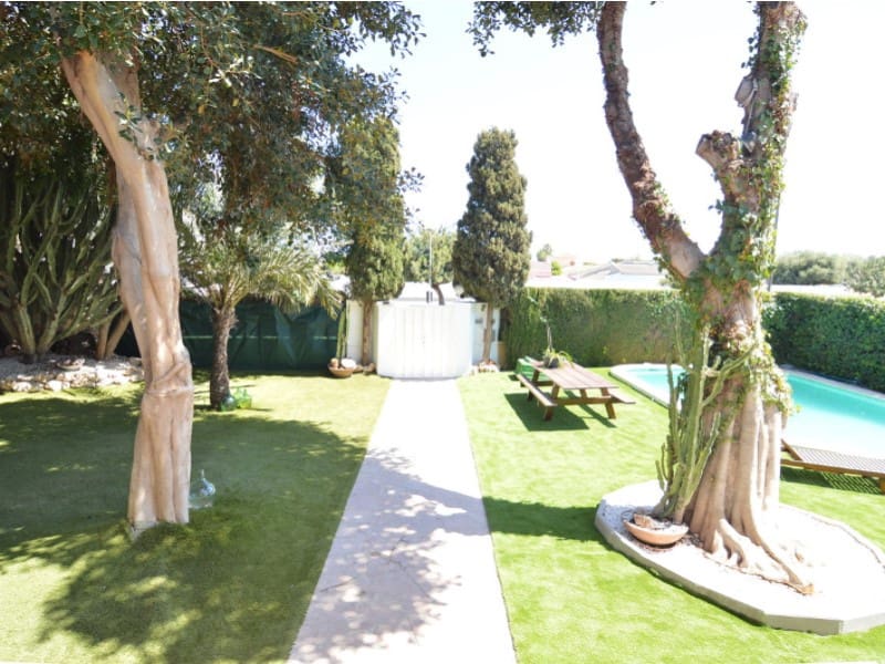 4 soverom Villa til salgs i Torrevieja med garasje - € 890 000 (Ref: 9341339)