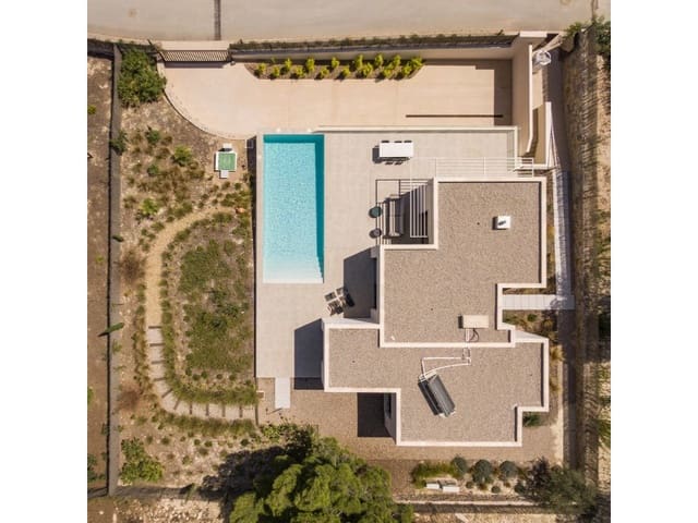Chalet de 3 habitaciones en Las Colinas Golf, Orihuela en venta con garaje - 1.100.000 € (Ref: 9341341)