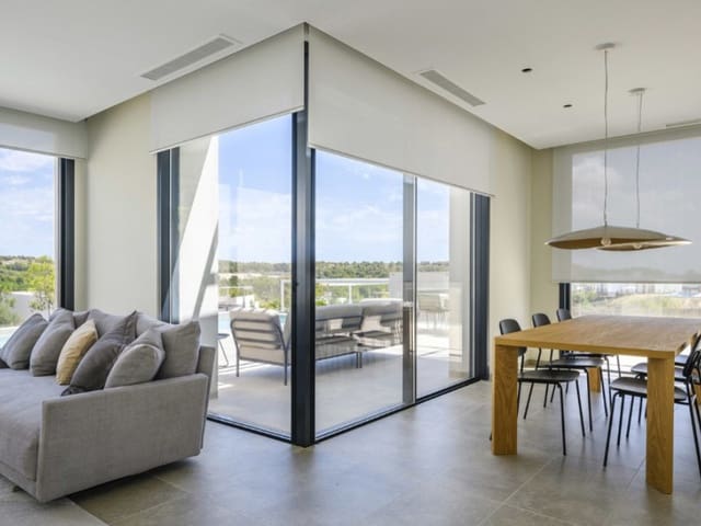 Chalet de 3 habitaciones en Las Colinas Golf, Orihuela en venta con garaje - 1.100.000 € (Ref: 9341341)