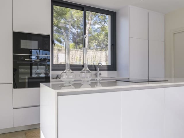 Chalet de 3 habitaciones en Las Colinas Golf, Orihuela en venta con garaje - 1.100.000 € (Ref: 9341341)