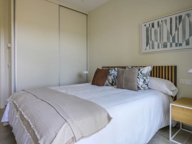 Chalet de 3 habitaciones en Las Colinas Golf, Orihuela en venta con garaje - 1.100.000 € (Ref: 9341341)