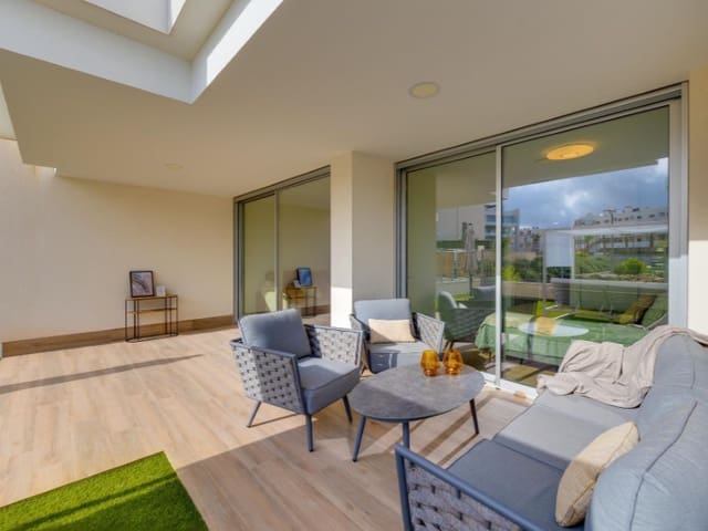 2 bedroom Apartment for sale in Villamartin, Orihuela - € 320,000 (Ref: 9344930)