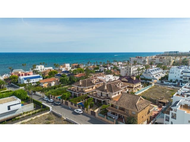 6 slaapkamer Villa te koop in La Veleta, Torrevieja met zwembad - € 2.490.000 (Ref: 9344936)