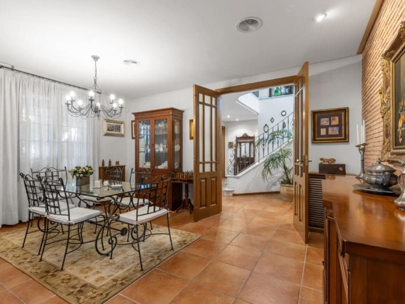 6 slaapkamer Villa te koop in La Veleta met zwembad - € 2.490.000 (Ref: 9344936)