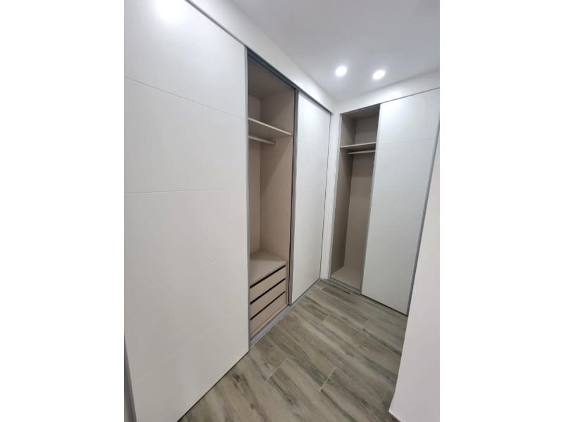 3 makuuhuone Huoneisto myytävänä paikassa Torrevieja mukana uima-altaan 
autotalli - 375 000 € (Ref: 9344938)