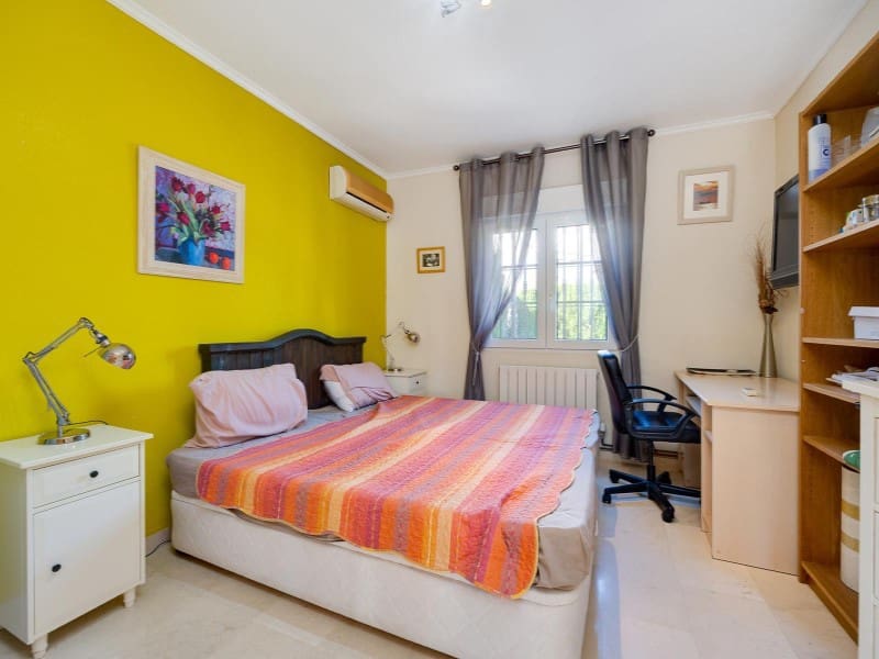 3 sovrum Villa till salu i Orihuela Costa med pool - 550 000 € (Ref: 9344939)