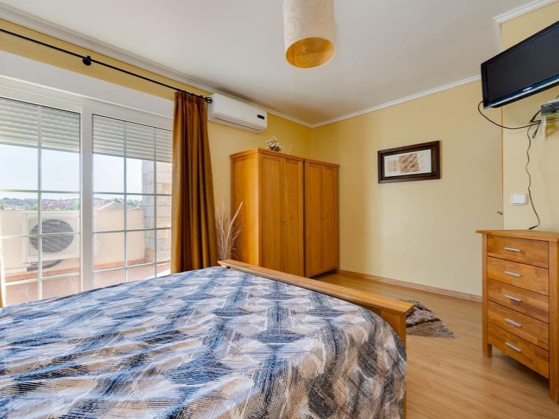 3 sovrum Villa till salu i Orihuela Costa med pool - 550 000 € (Ref: 9344939)