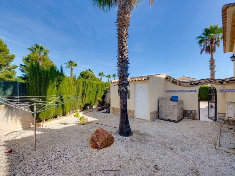 3 sovrum Villa till salu i Orihuela Costa med pool - 550 000 € (Ref: 9344939)