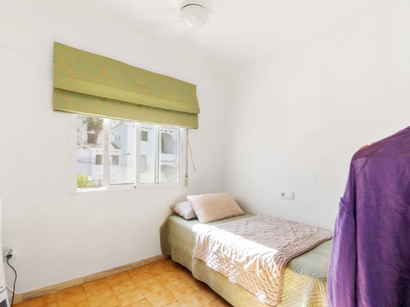 2 bedroom Townhouse for sale in Torrevieja with pool - € 159,000 (Ref: 9356342)