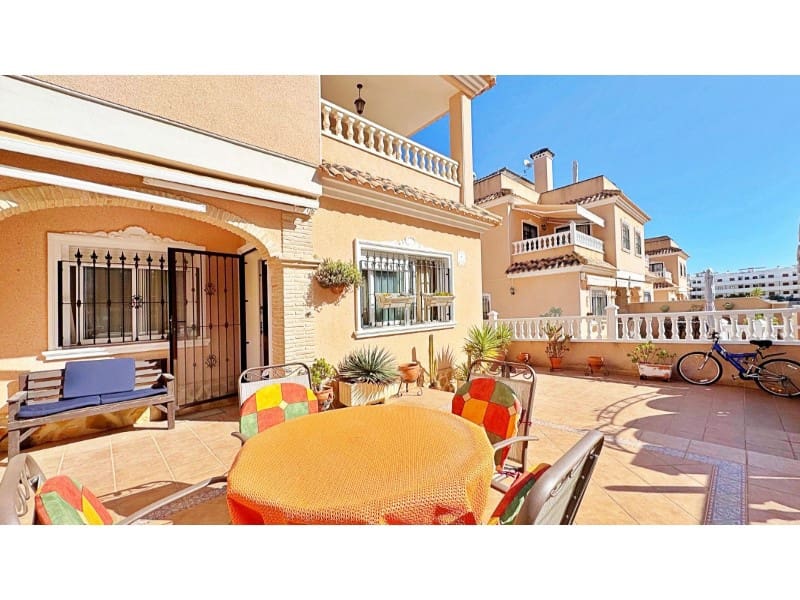 3 sovrum Hus till salu i Orihuela Costa - 275 900 € (Ref: 9362939)