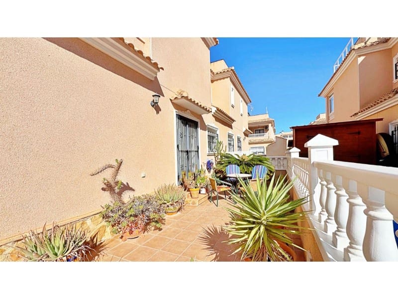 3 sovrum Hus till salu i Orihuela Costa - 275 900 € (Ref: 9362939)