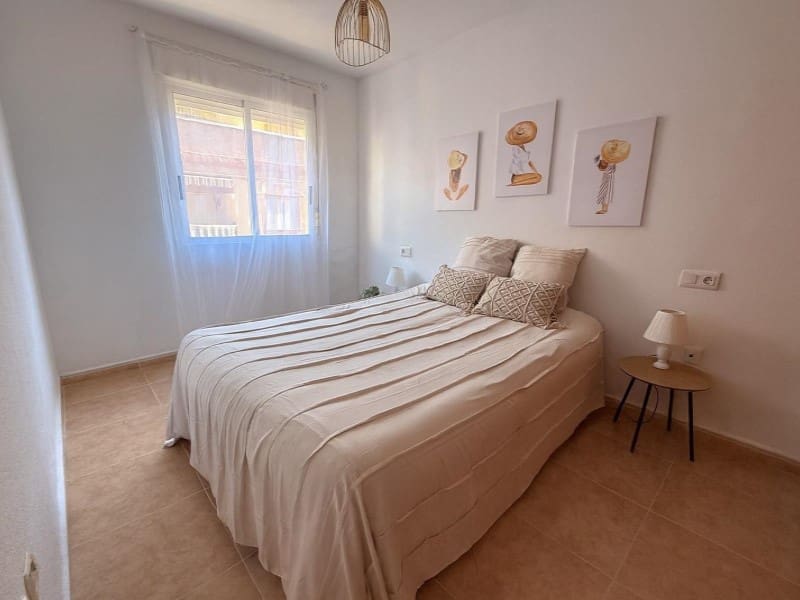 2 soverom Leilighet til salgs i Torrevieja - € 129 900 (Ref: 9362940)