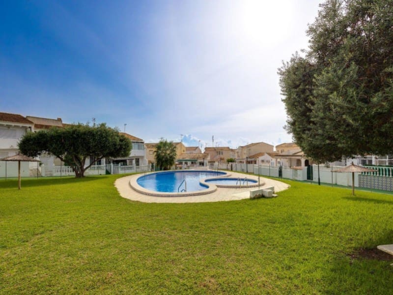 2 sypialnia Willa na sprzedaż w La Florida - 189 969 € (Ref: 9362945)