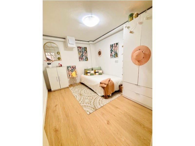 2 soveværelse Lejlighed til salg i Torrevieja - € 121.000 (Ref: 9362950)