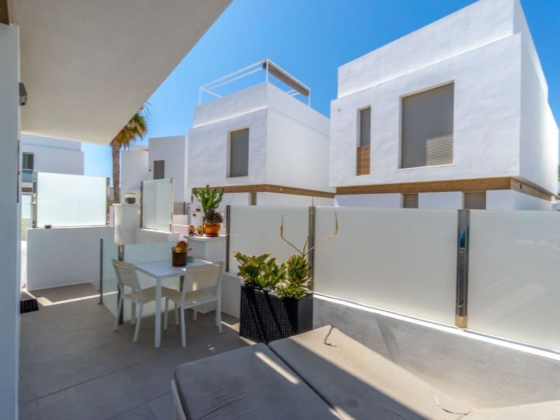 3 bedroom Villa for sale in Orihuela Costa with pool garage - € 429,000 (Ref: 9372431)