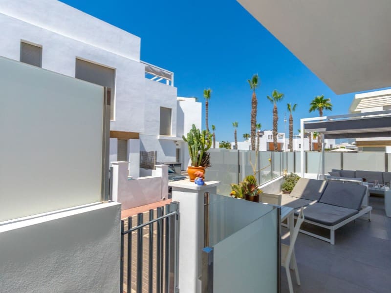 3 bedroom Villa for sale in Orihuela Costa with pool garage - € 429,000 (Ref: 9372431)