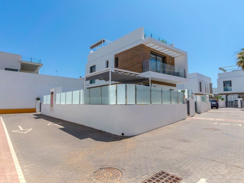 3 bedroom Villa for sale in Orihuela Costa with pool garage - € 429,000 (Ref: 9372431)