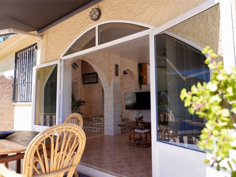 5 soveværelse Villa til salg i Ciudad Quesada med swimmingpool garage - € 458.000 (Ref: 9372439)