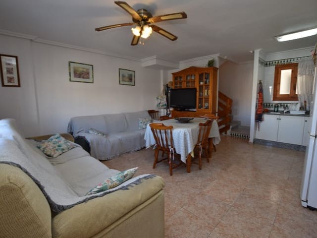 3 slaapkamer Huis te koop in Los Europeos, Torrevieja met garage - € 197.000 (Ref: 9372450)
