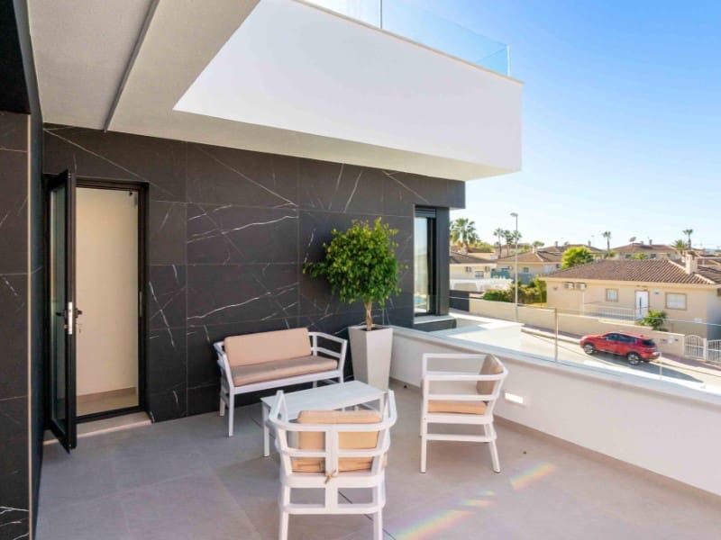 3 soverom Villa til salgs i Rojales med svømmebasseng - € 549 000 (Ref: 9388327)