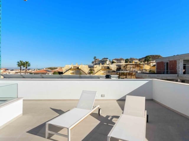 3 soverom Villa til salgs i Rojales med svømmebasseng - € 549 000 (Ref: 9388327)