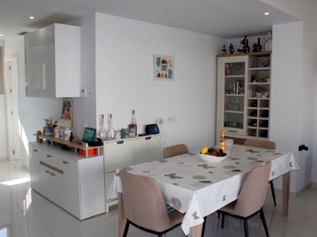 3 quarto Moradia para venda em San Miguel de Salinas com piscina - 429 000 € (Ref: 9396607)